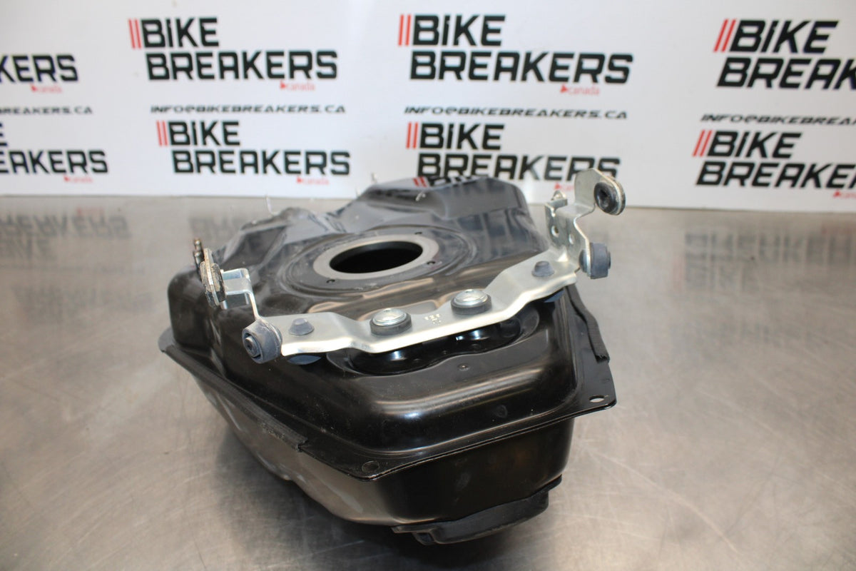 22-25 YAMAHA YZF R7 GAS TANK FUEL CELL PETROL RESERVOIR BB182