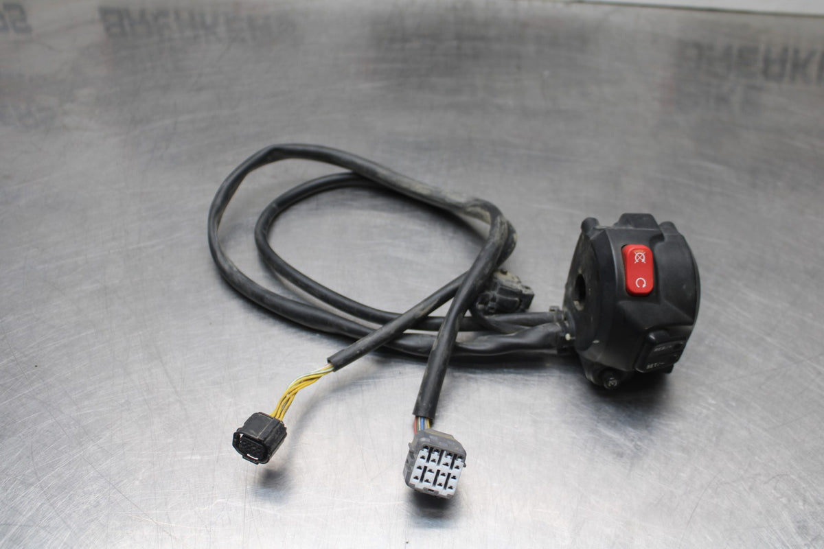 15 TRIUMPH TIGER 800 RIGHT CLIP ON HANDLE KILL OFF START SWITCH SWITCHES BB873