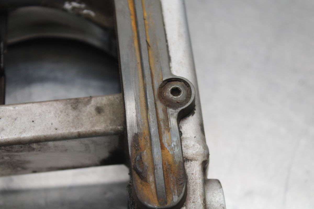 02 DUCATI MONSTER 620 REAR SWINGARM BACK SUSPENSION SWING ARM