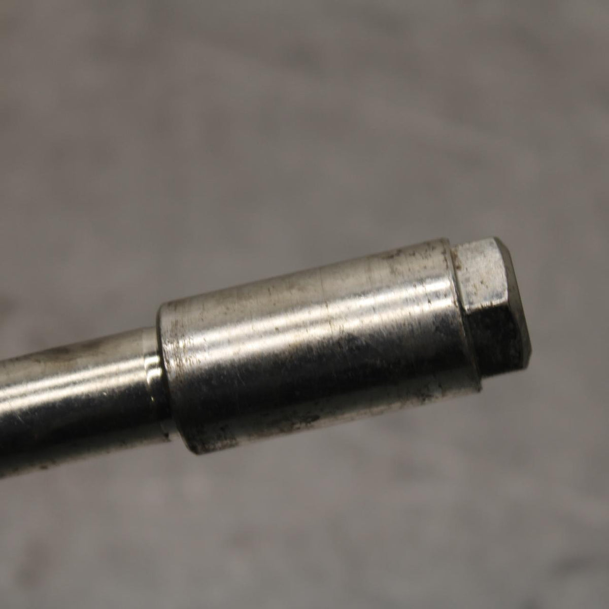 15-18 HONDA CB300FA FRONT WHEEL RIM AXLE PIVOT BOLT BB646