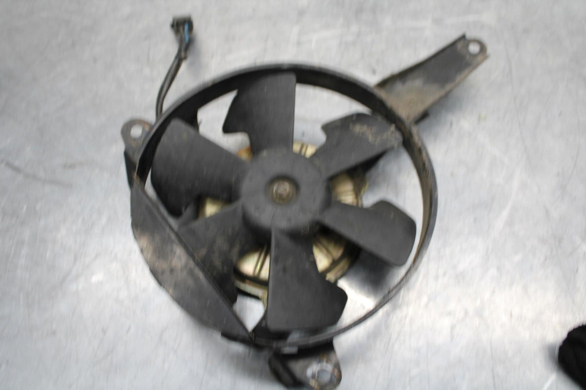 2000 Yamaha YZF R6 ENGINE RADIATOR COOLING FAN 5EB-12405-00-00 BB558