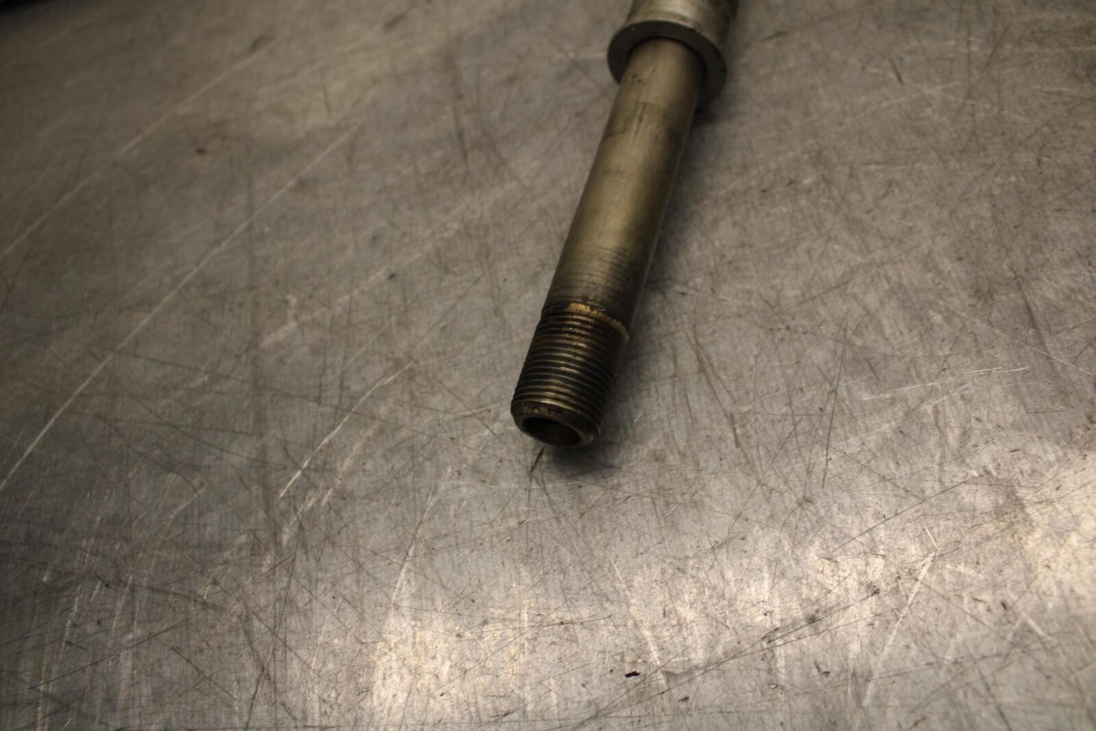 07-12 SUZUKI BANDIT GSF 650 F GSX650F FRONT WHEEL RIM AXLE PIVOT BOLT BB90