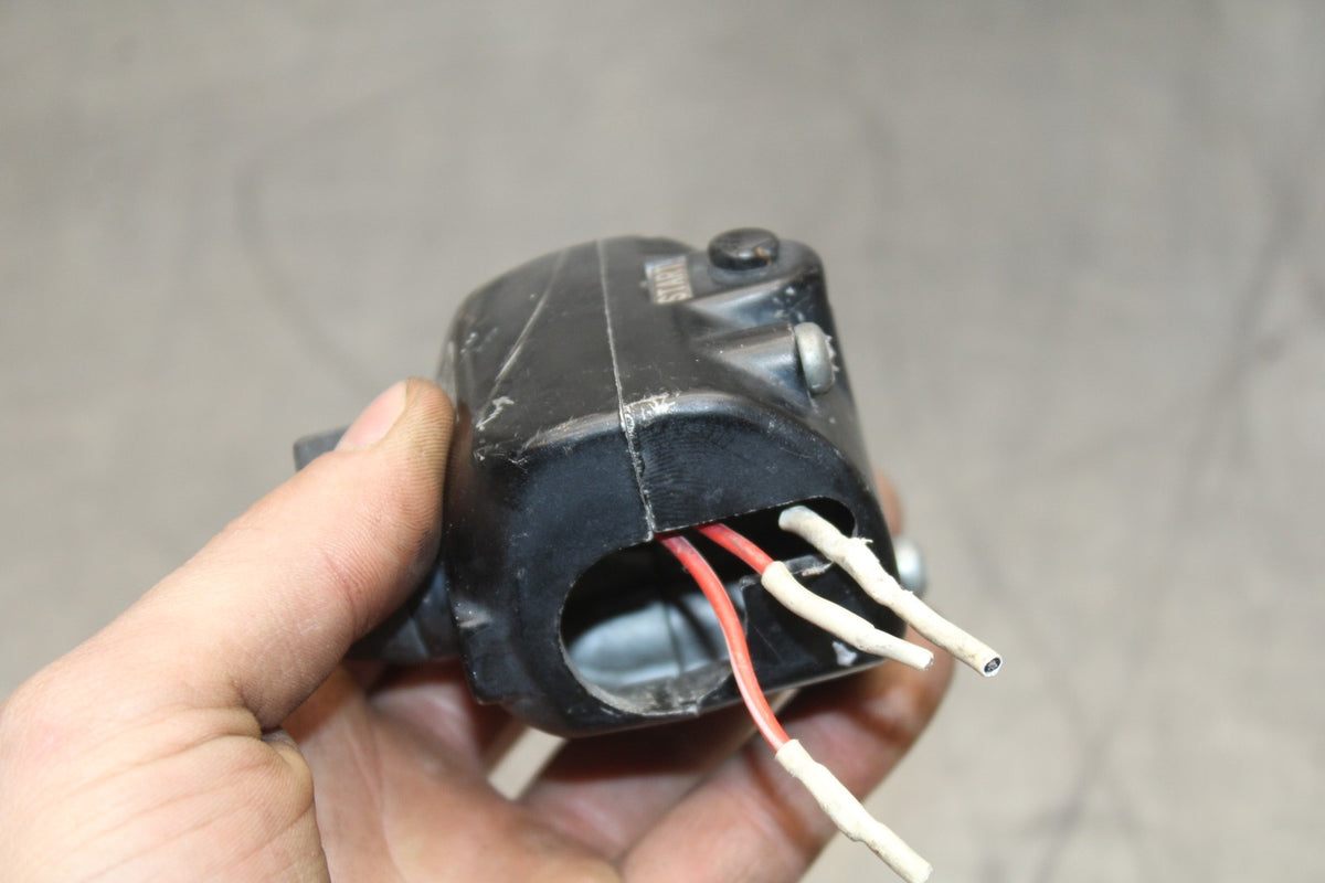 77-79 SUZUKI GS1000 RIGHT CLIP ON HANDLE KILL OFF START SWITCH SWITCHES BB807