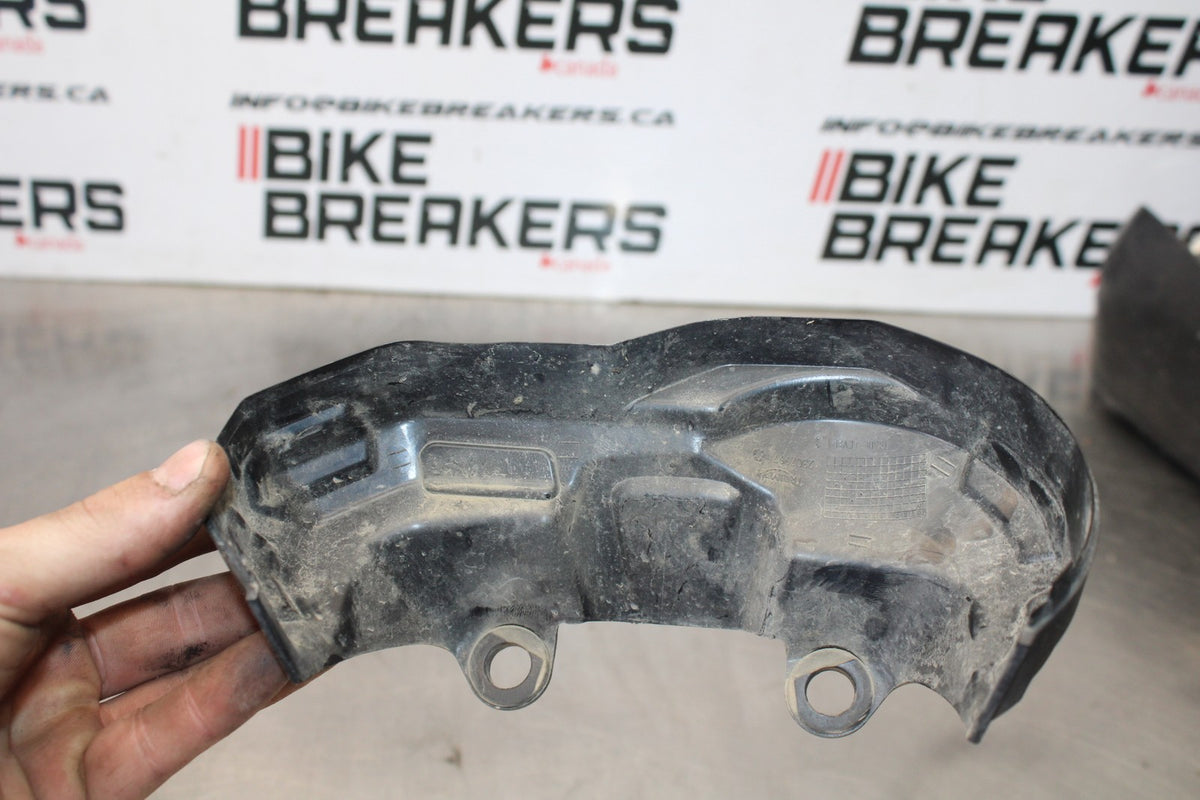 15 TRIUMPH TIGER 800 SPEEDO CLUSTER GAUGE INSTRUMENT CLUSTER TRIM PANEL BB873