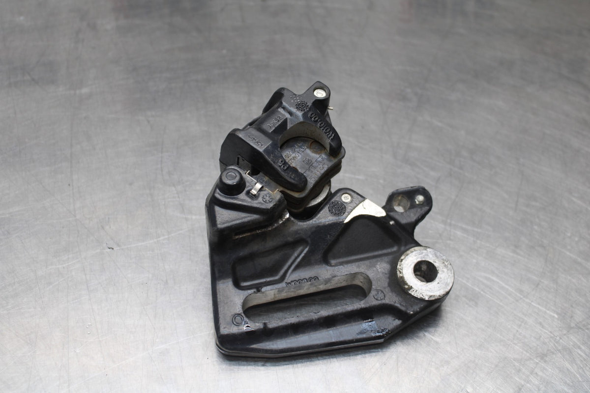 13-16 KTM 390 DUKE REAR BACK BRAKE CALIPER W MOUNT BRACKET BB815