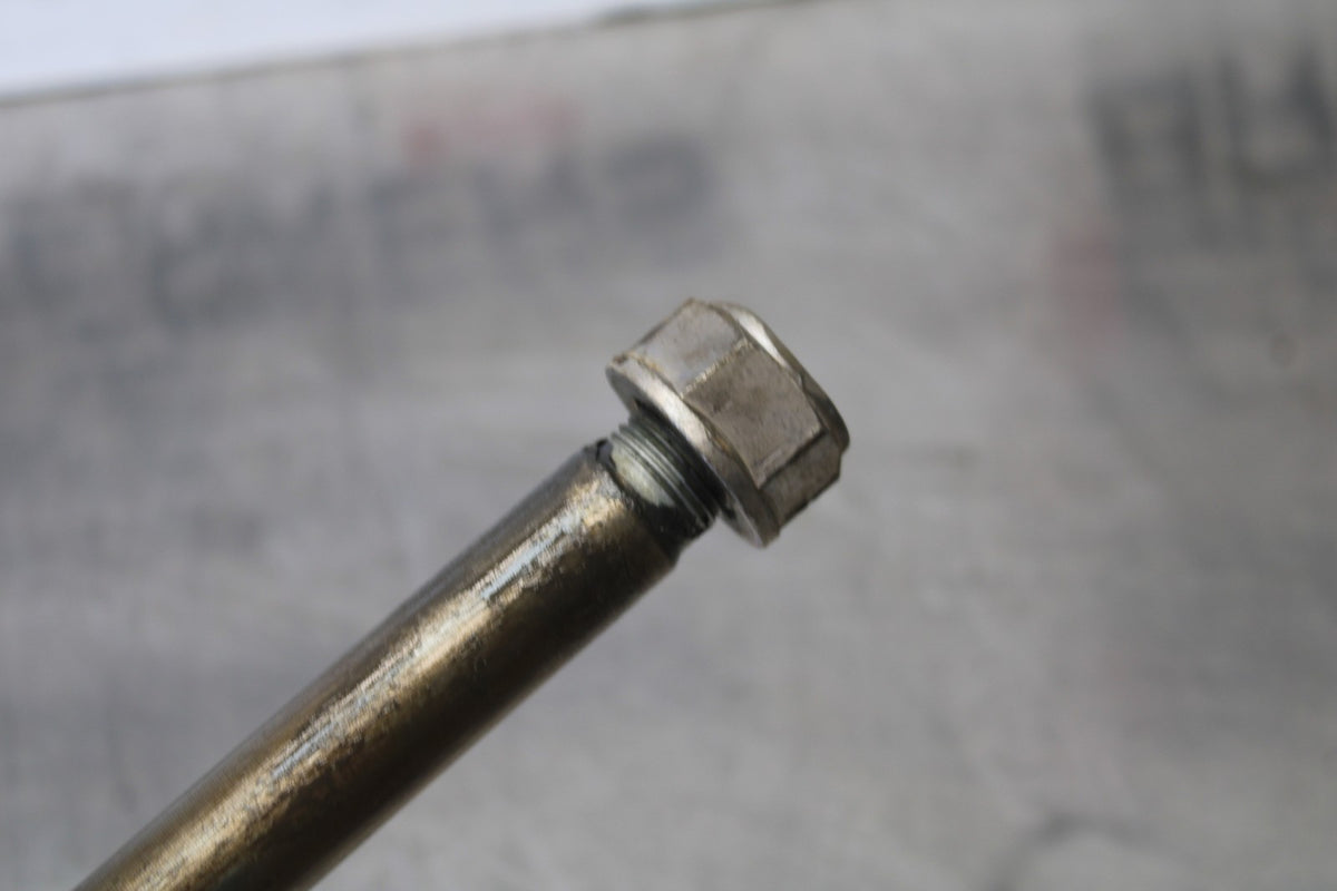 03-08 HONDA VTX1300C REAR AXLE BACK WHEEL RIM PIVOT BOLT AXEL BB868