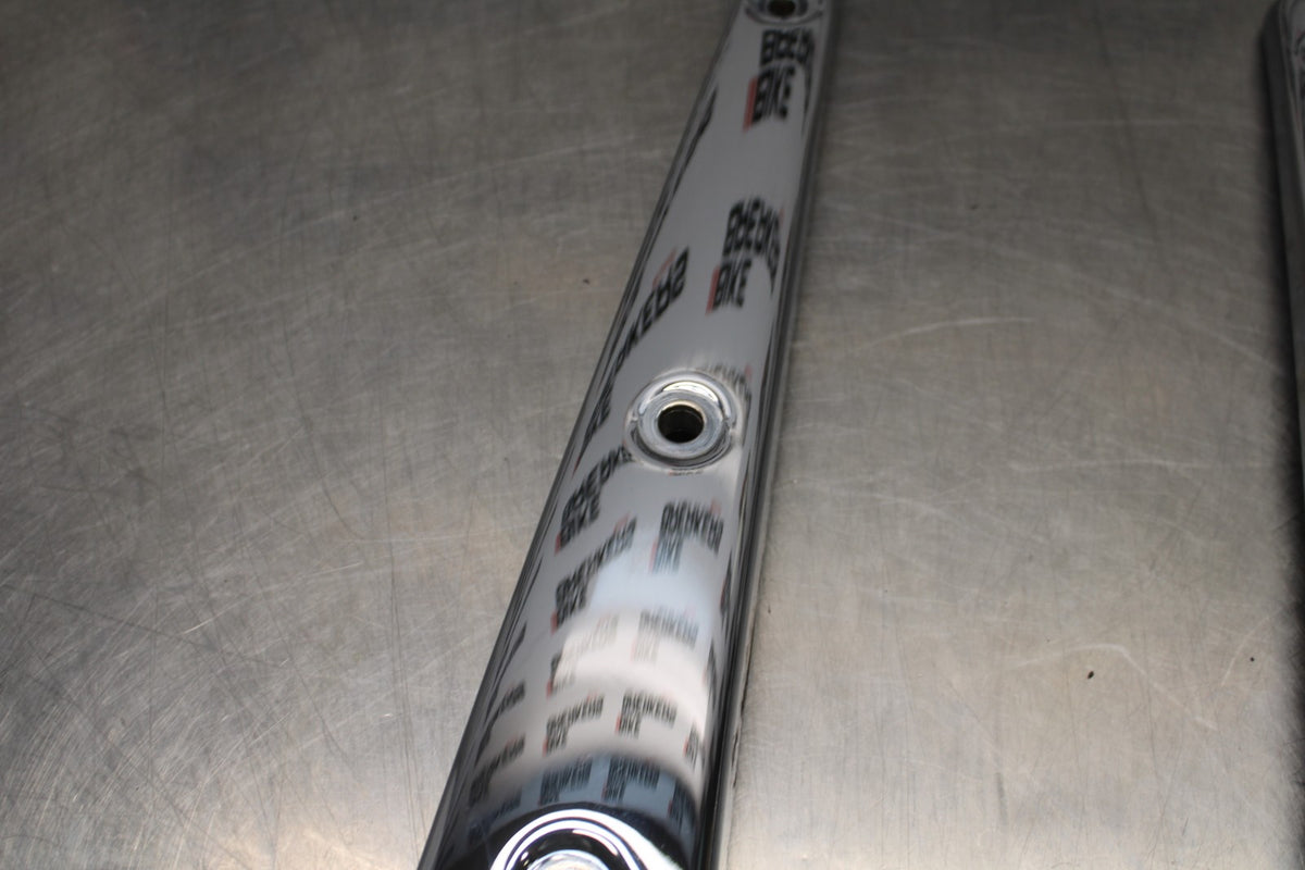 07 HONDA VTX1300R REAR STRUT FRAME COVER SET PAIR BB825