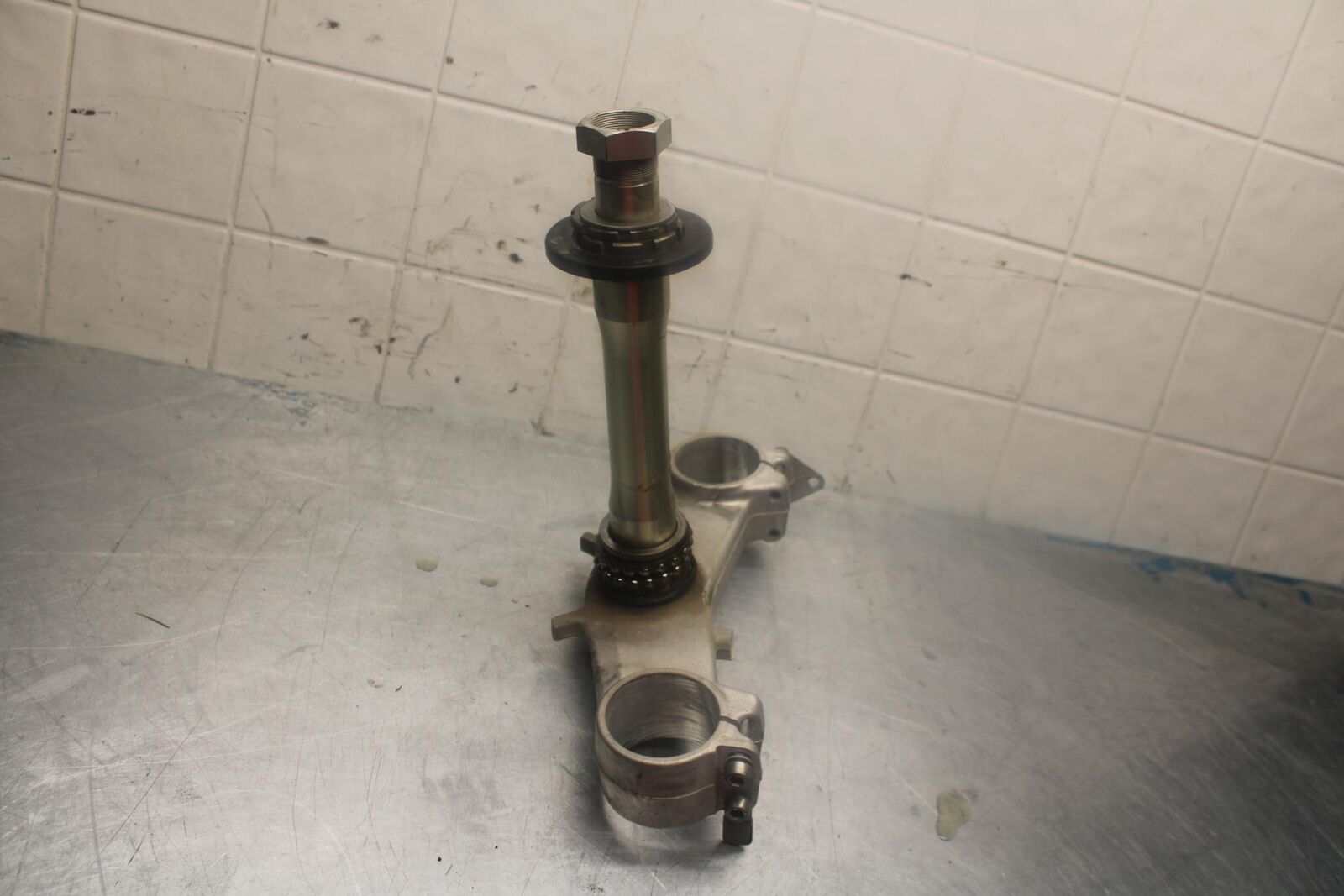 07-08 KAWASAKI NINJA ZX6R FRONT FORKS CLAMP LOWER TRIPLE TREE STEM BB456