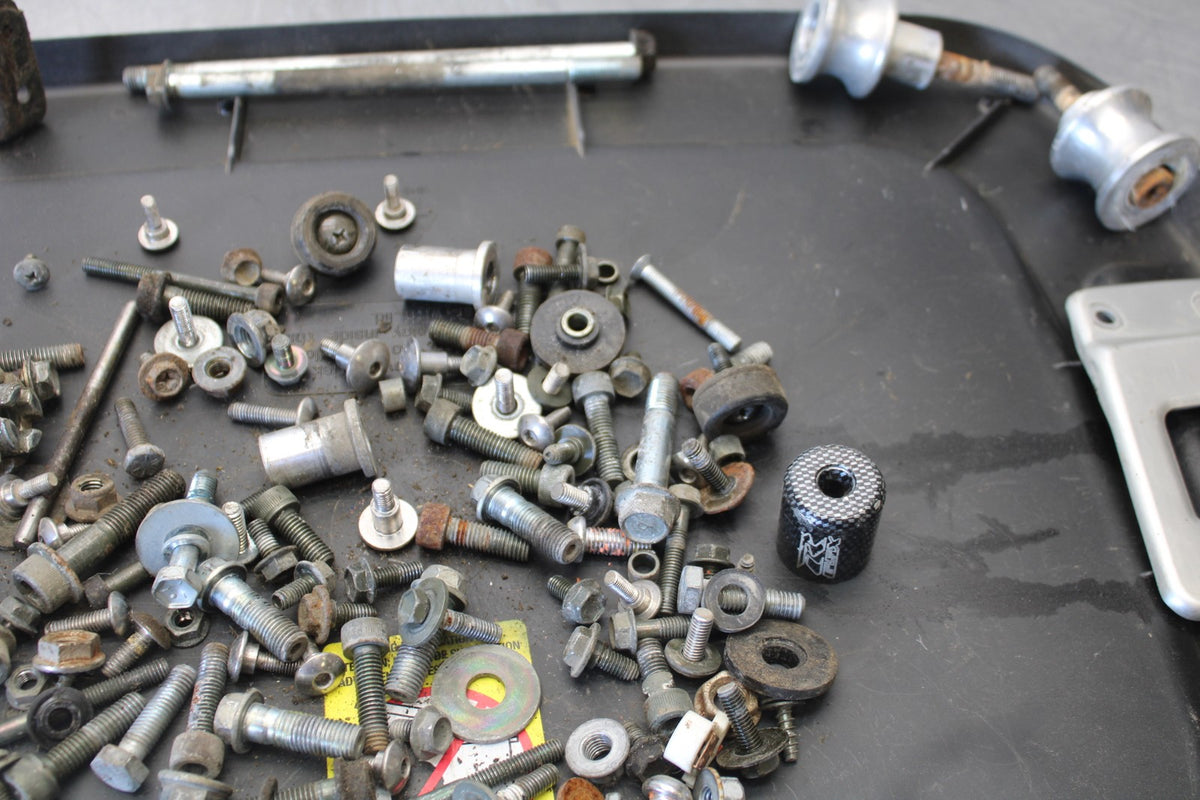 97-00 SUZUKI GSXR600 SRAD MOUNTING BOLTS HARDWARE SCREWS BB921