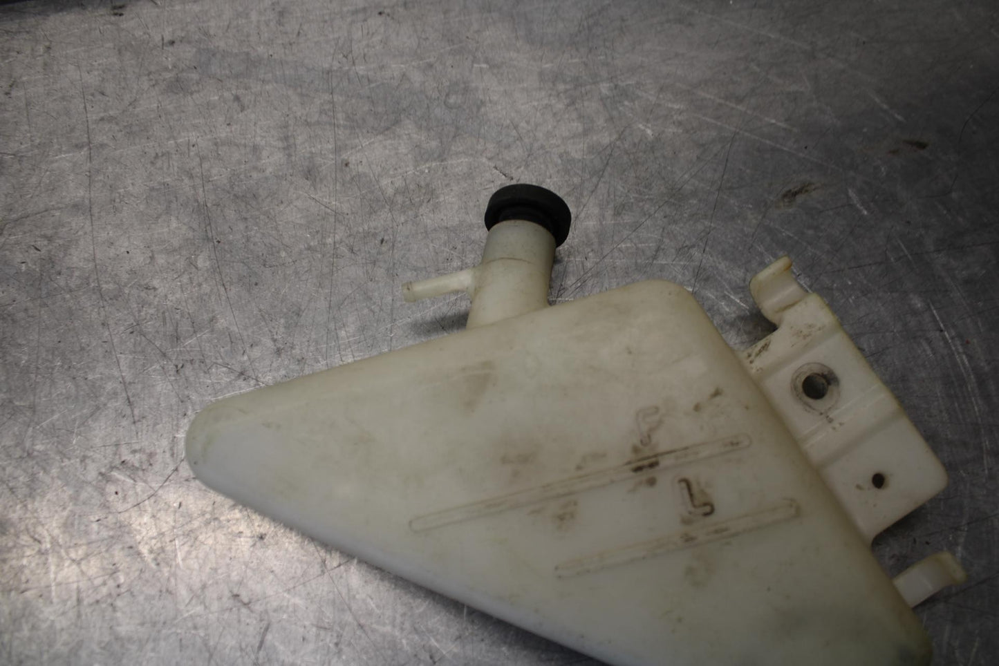 08-10 SUZUKI GSXR 600  COOLANT WATER TANK RESERVOIR BOTTLE BB101 #B