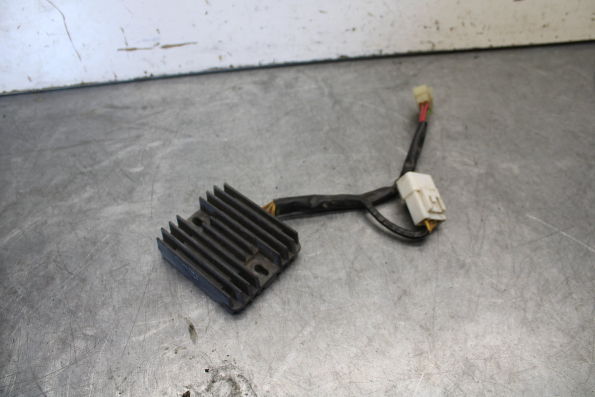 05-06 HONDA CBR600RR RECTIFIER VOLTAGE REGULATOR 31600-MEE-872 BB655
