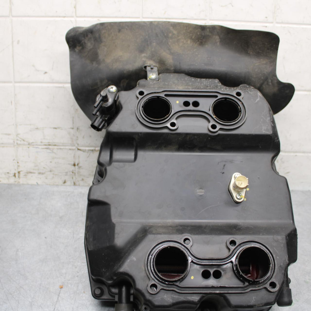 2008 Honda Interceptor 800 VFR800A ABS AIRBOX AIR INTAKE FILTER BOX BB566