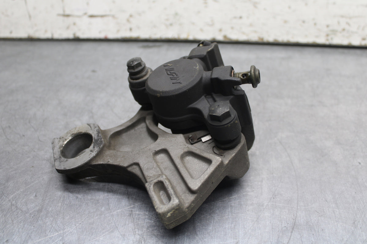 08-09 YAMAHA YZF R6S REAR BACK BRAKE CALIPER W MOUNT BRACKET BB114