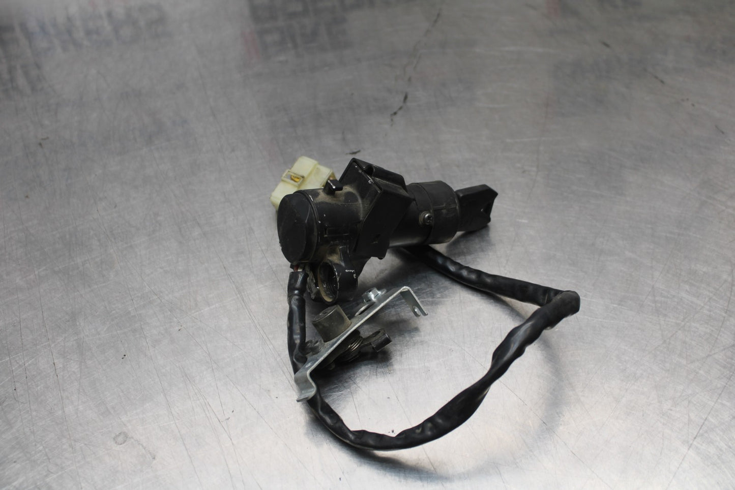 07-08 KAWASAKI NINJA ZX6R IGNITION LOCK W KEY SEAT LOCK BB203