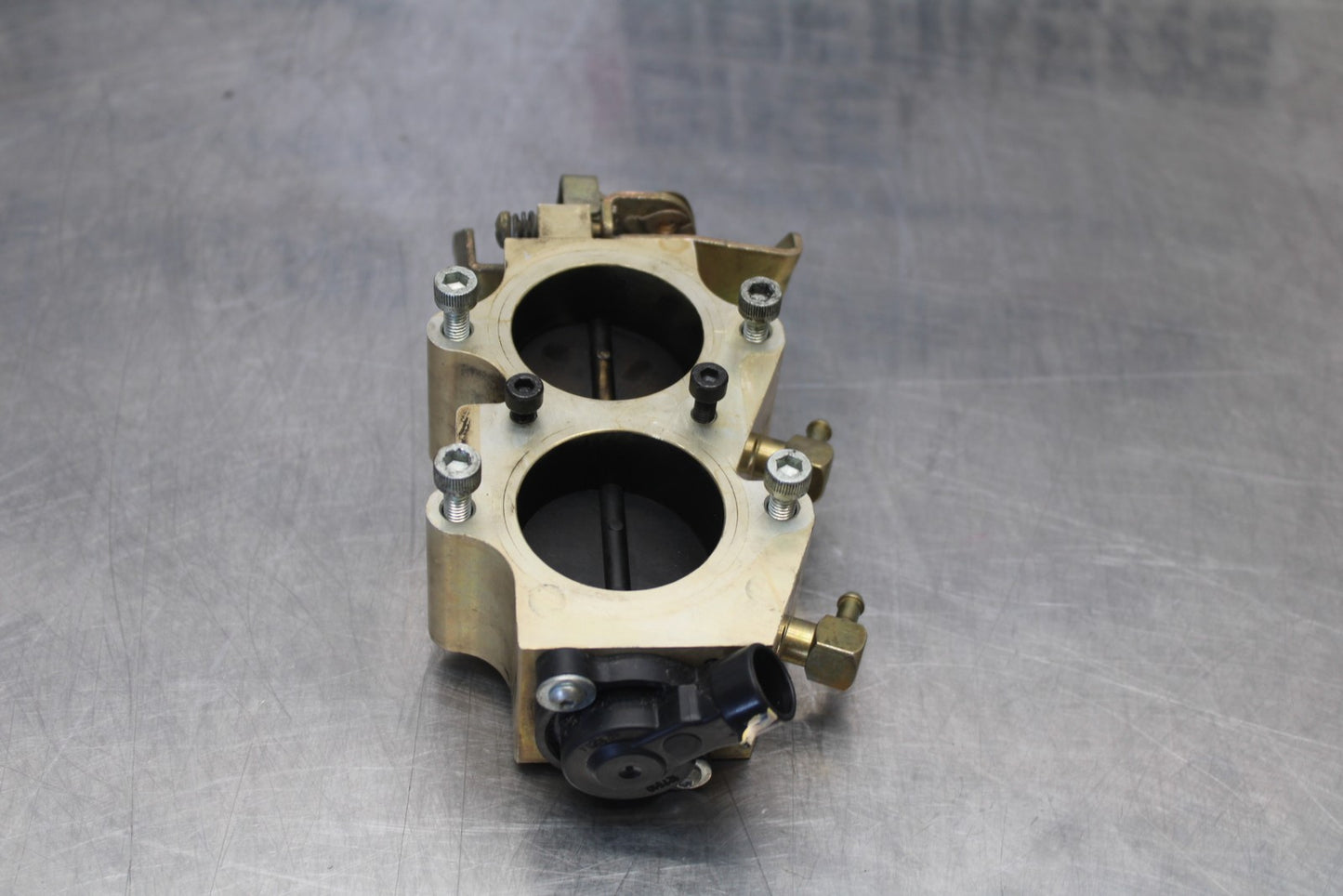 05-06 VICTORY KINGPIN DELUXE THROTTLE BODY BODIES BB195