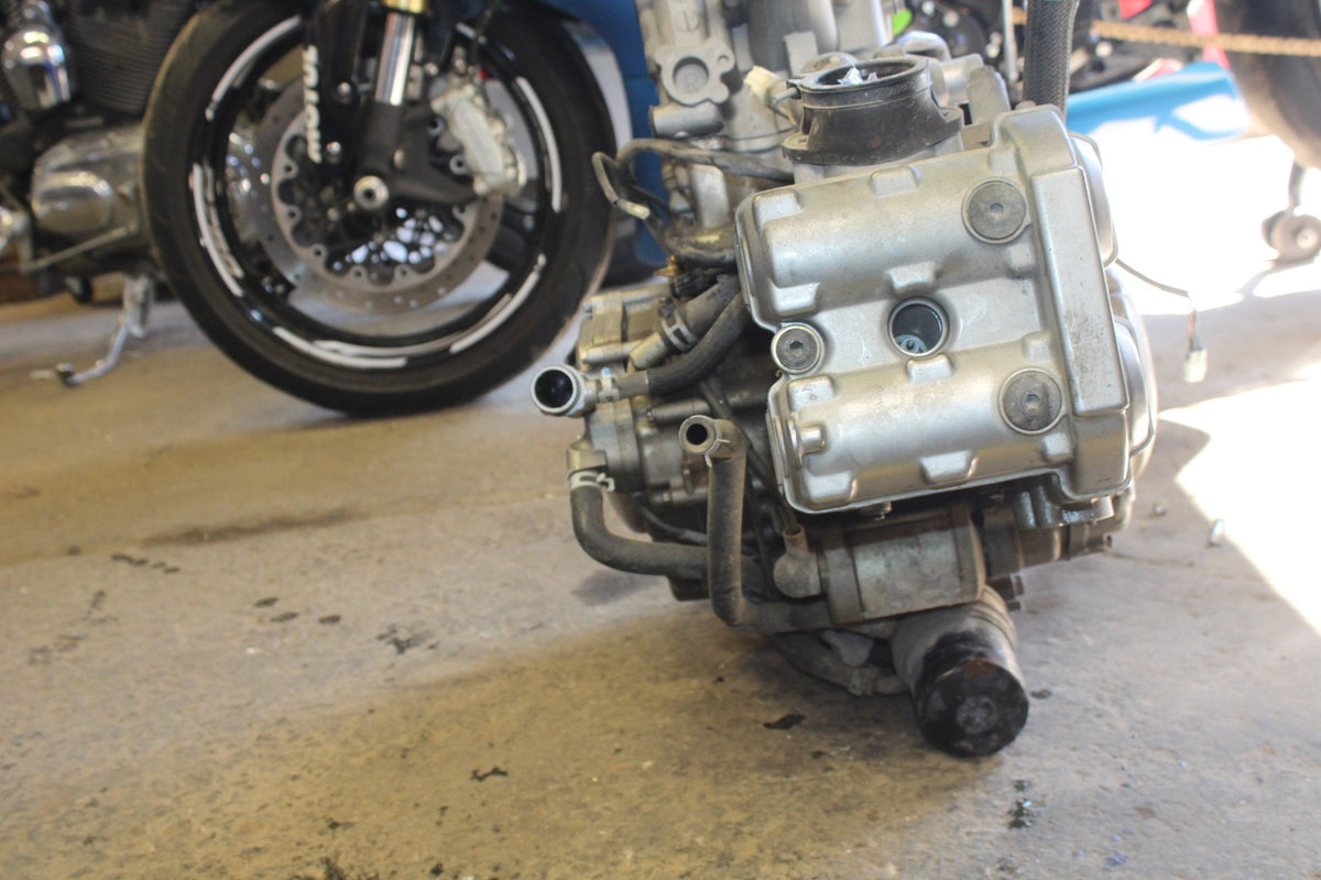 10 SUZUKI SV650 ENGINE MOTOR BB181