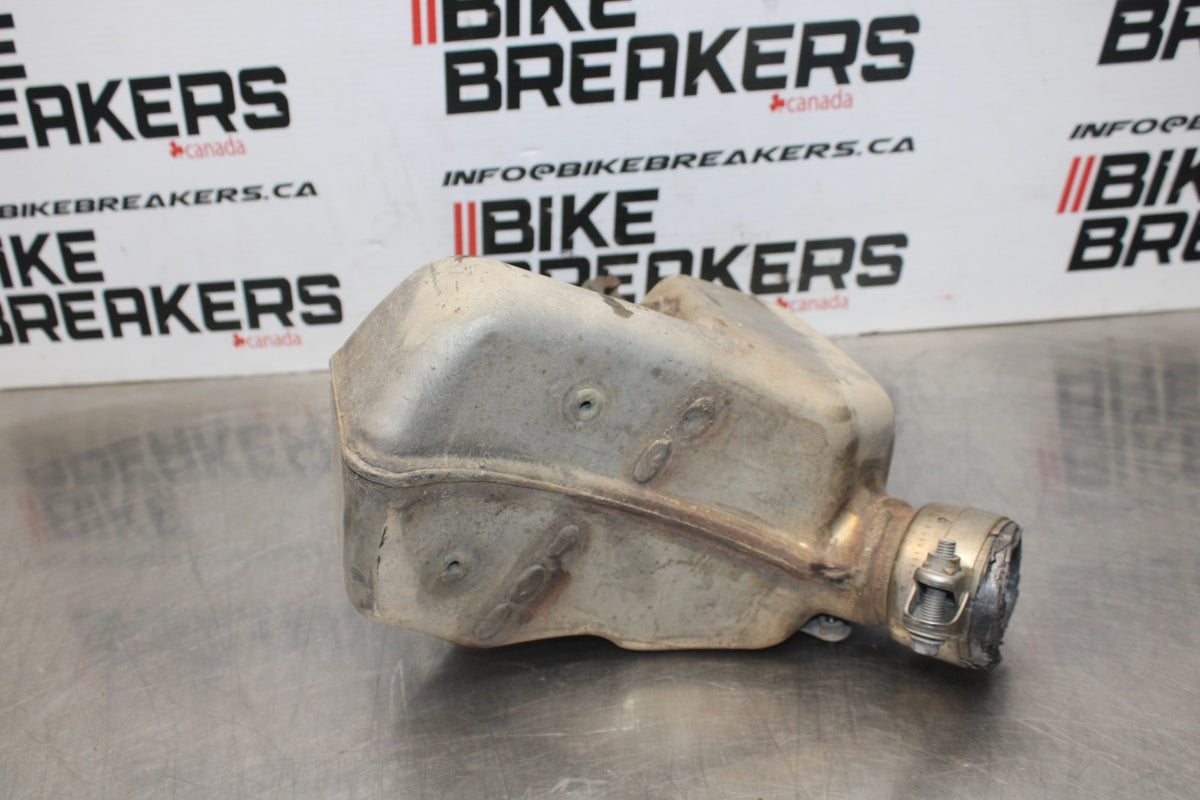24-25 KAWASAKI NINJA ZX6R EXHAUST CAT MIDPIPE  BB785
