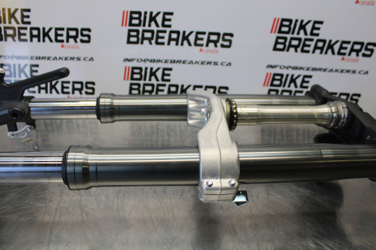 23-24 KAWASAKI NINJA ZX14R FRONT END FORKS SUSPENSION TRIPLE TREES/ AXLE BB153