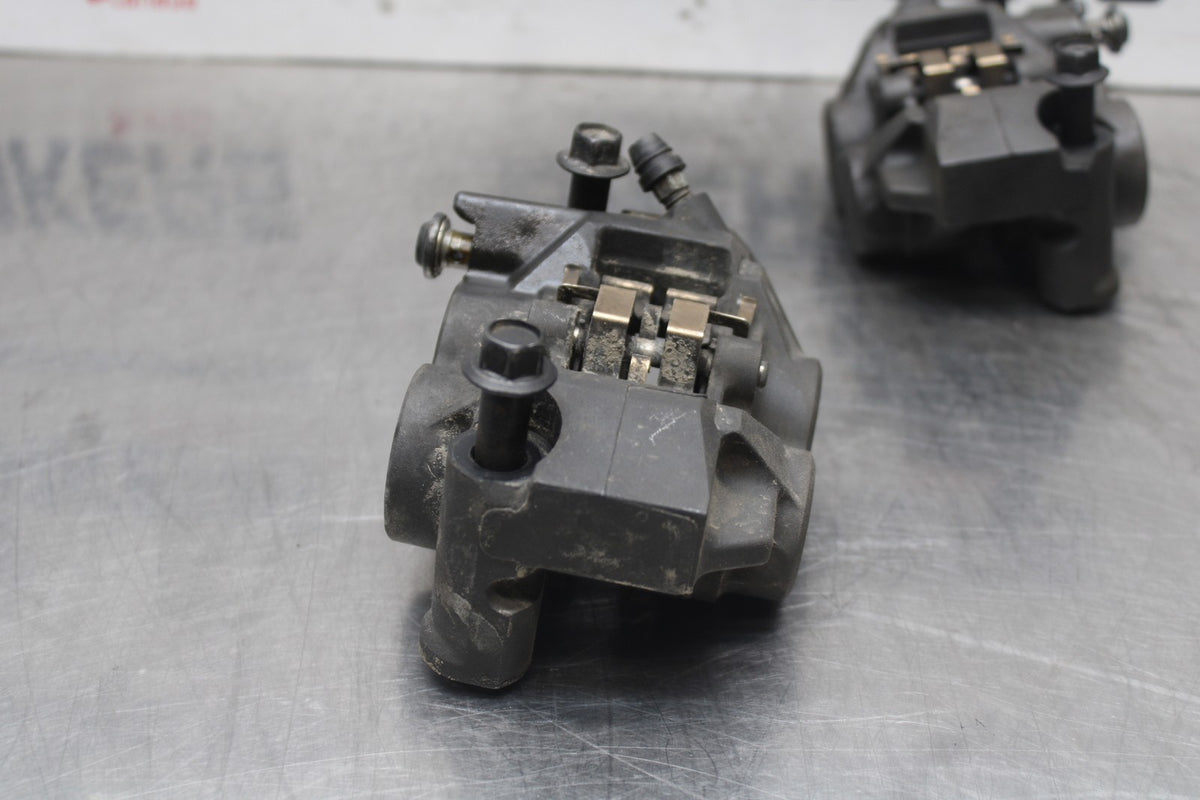 08-16 YAMAHA YZF R6 RIGHT LEFT FRONT BRAKE CALIPER SET PAIR CALIPERS BB798