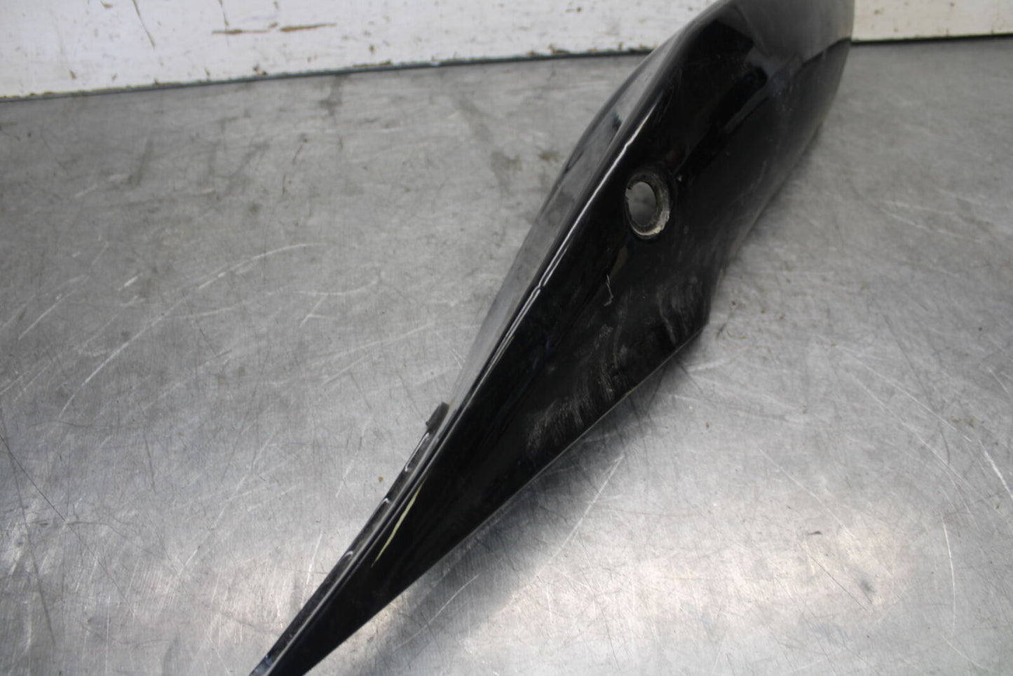 06-07 SUZUKI GSXR 600 LEFT REAR BACK TAIL FAIRING COWL SHROUD BB694