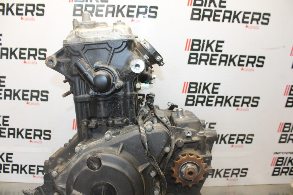 24-25 KAWASAKI NINJA 500 ABS ENGINE MOTOR BB899
