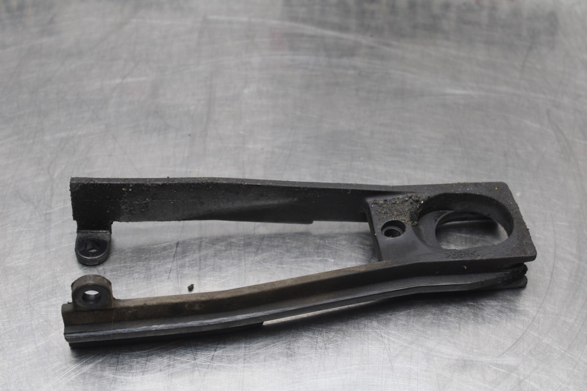 06-07 SUZUKI GSXR 600 SWINGARM CHAIN BUFFER SLIDER GUIDE BB845