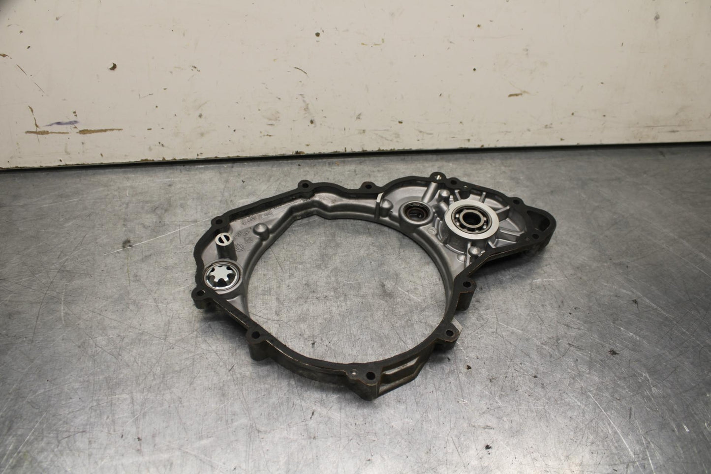 13 KTM 350 SXF ENGINE INNER MOTOR CLUTCH COVER BB104