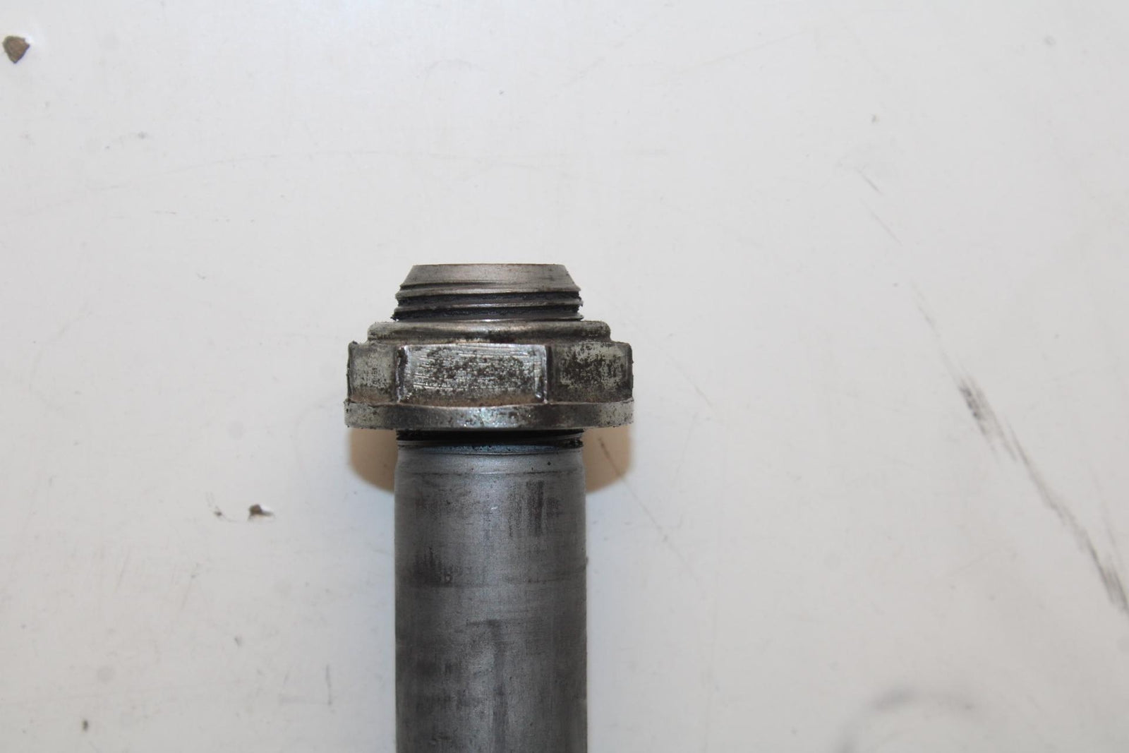 20-23 APRILIA RS660 REAR AXLE BACK WHEEL RIM PIVOT BOLT AXEL BB643