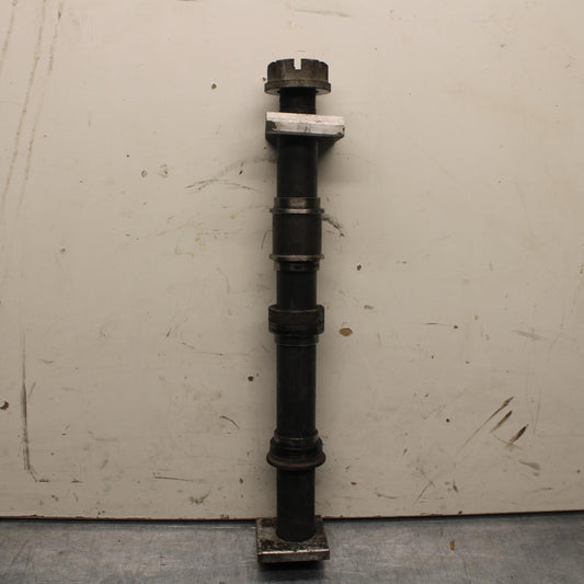 1999 Suzuki GSXR600 REAR AXLE BACK WHEEL RIM PIVOT BOLT AXEL 64711-33E30 BB608