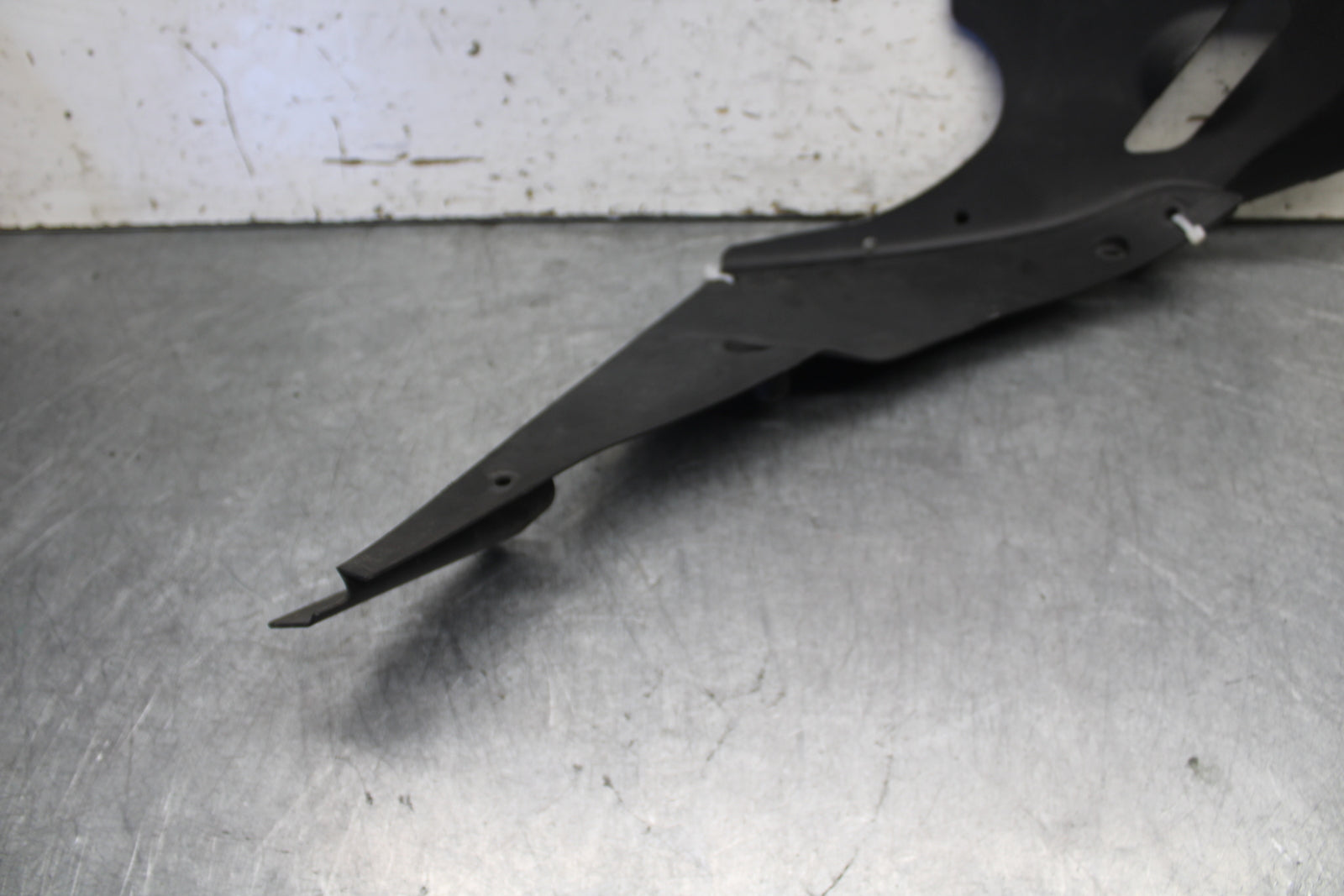 09-12 KAWASAKI NINJA ZX6R LOWER FRONT UPPER INNER HEADLIGHT COWL FAIRING BB698