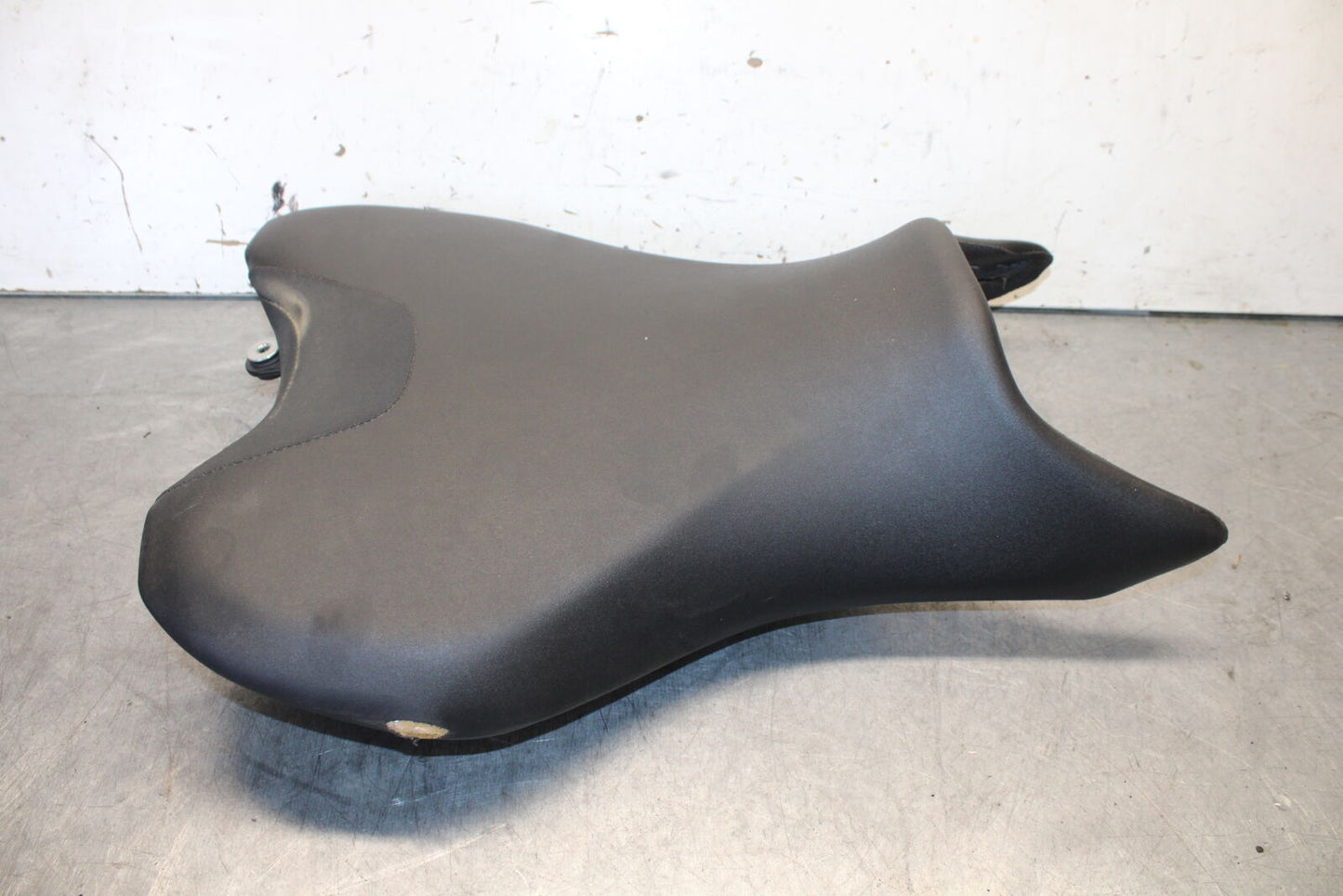 21-24 YAMAHA MT-07 FRONT DRIVERS SEAT PAD SADDLE PILLION BB662