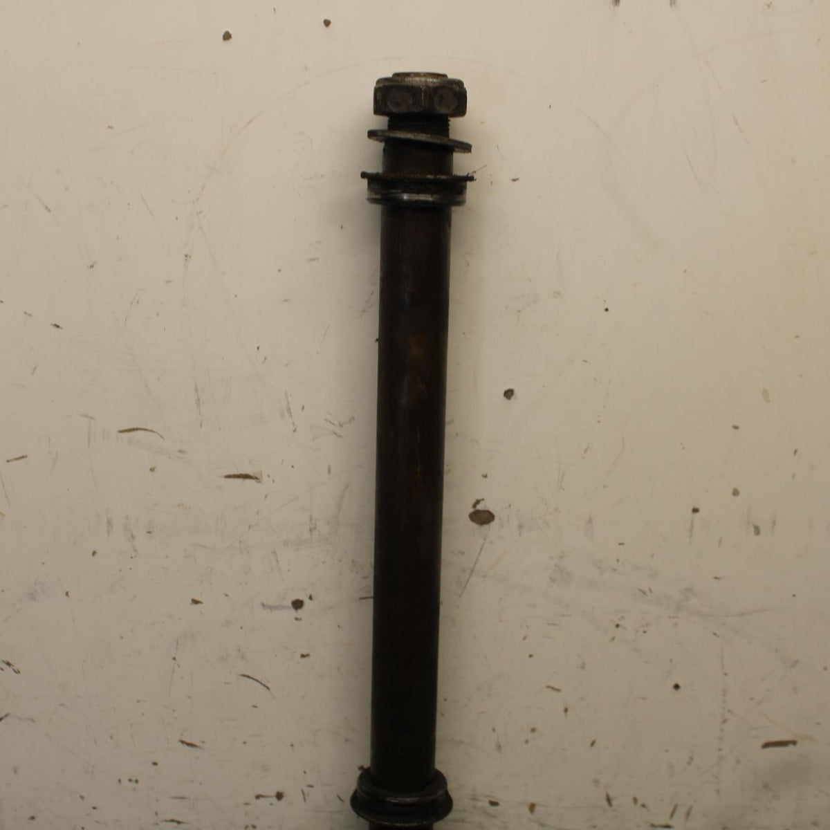 03-04 HONDA CBR600RR REAR AXLE BACK WHEEL RIM PIVOT BOLT AXEL  BB637