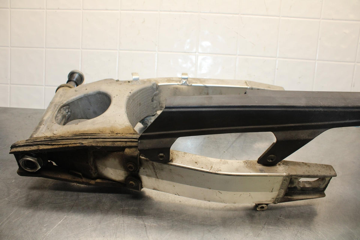 1999 Suzuki GSXR600 REAR SWINGARM BACK SUSPENSION SWING ARM BB580