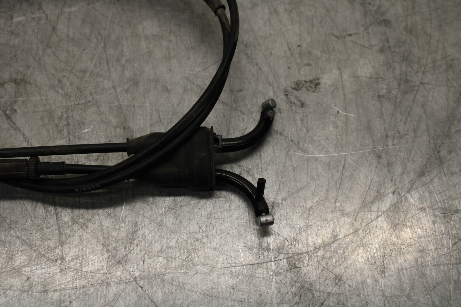 19-20 KAWASAKI NINJA ZX6R THROTTLE CABLES LINES BB419