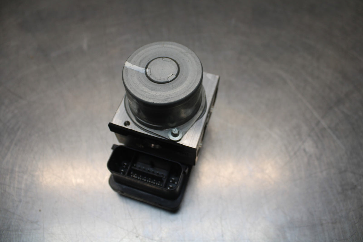 22 KAWASAKI NINJA 1000SX ABS PUMP UNIT MODULE BB780