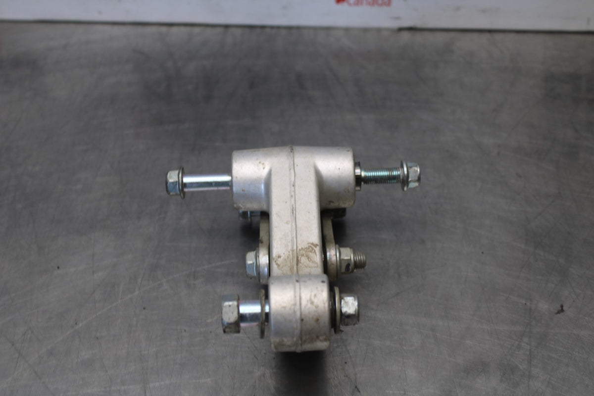 15-17 YAMAHA FJ09 REAR DOGBONE SHOCK LINKAGE LINK BB906
