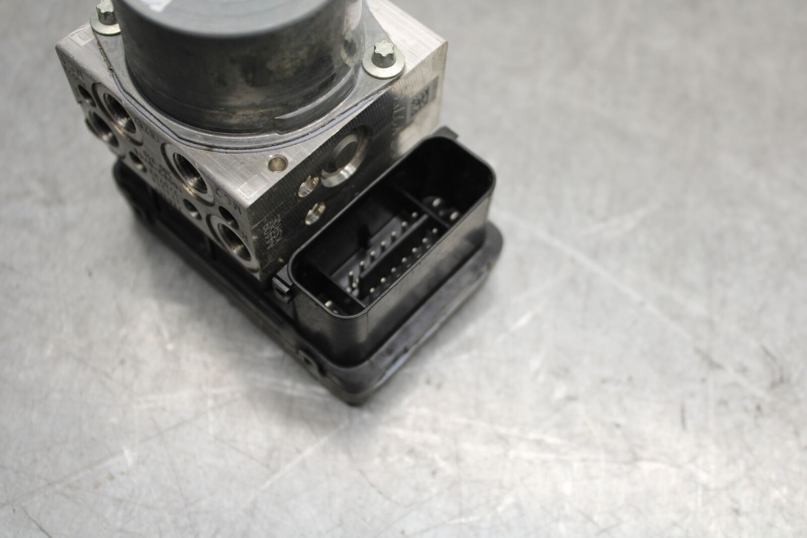 13-18 KAWASAKI NINJA ZX6R ABS PUMP UNIT MODULE BB666