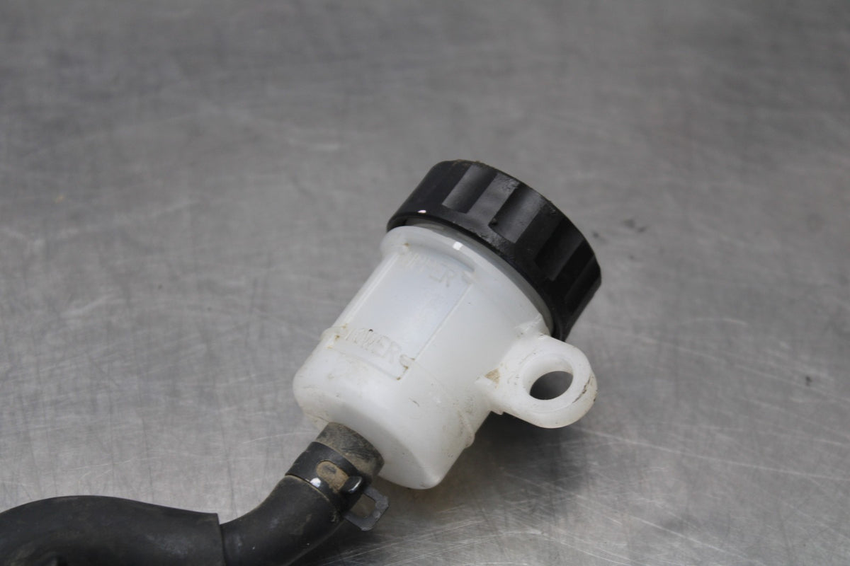 23-26 KAWASAKI NINJA ZX4RR REAR BACK BRAKE MASTER CYLINDER W RESERVOIR BB872