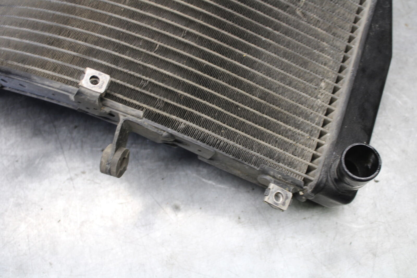05-06 HONDA CBR600RR ENGINE RADIATOR MOTOR COOLER COOLING RADIATER  BB689