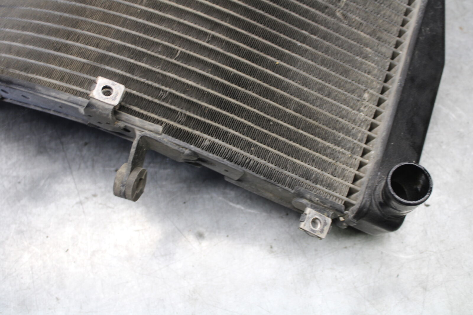 05-06 HONDA CBR600RR ENGINE RADIATOR MOTOR COOLER COOLING RADIATER  BB689