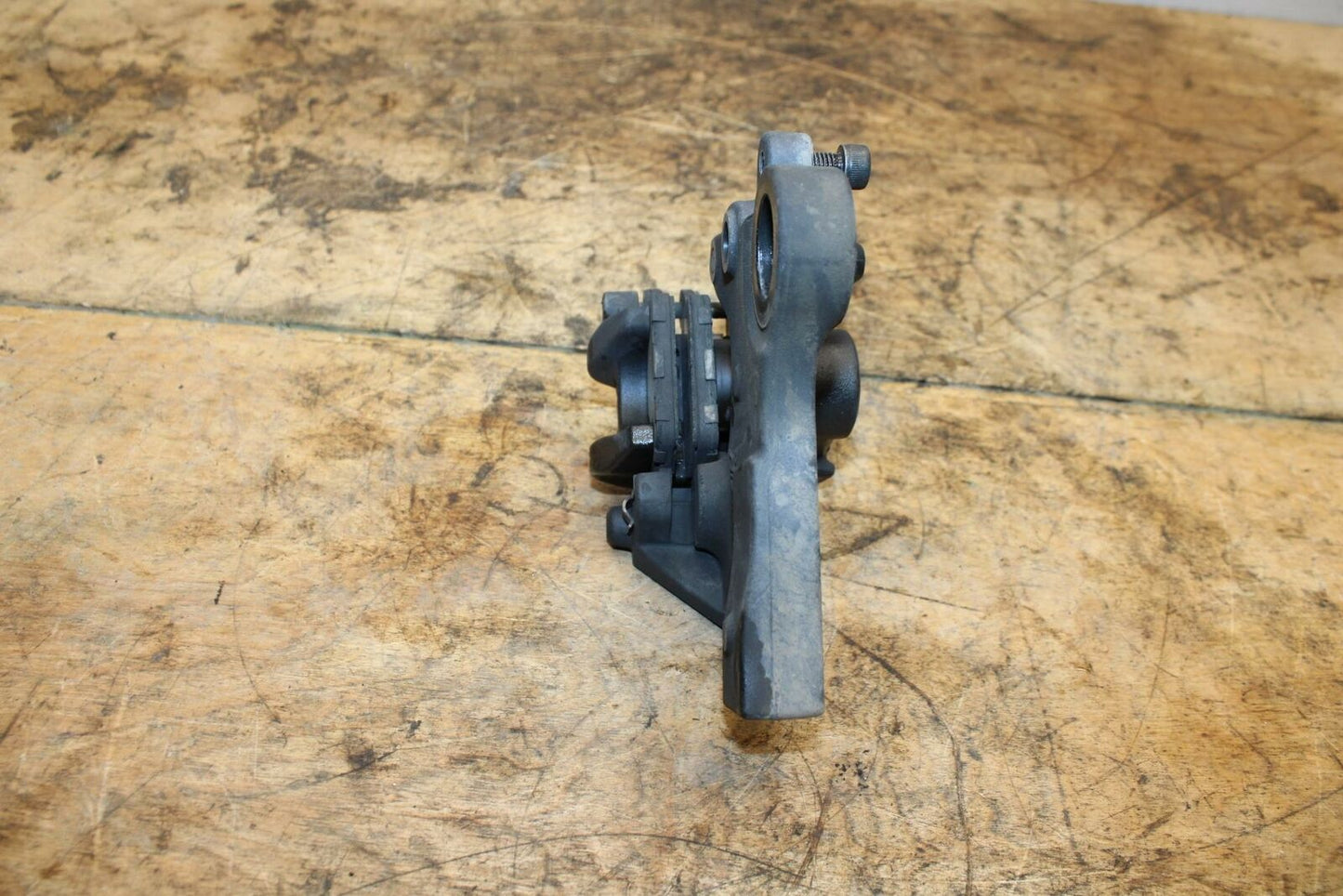 13-18 KAWASAKI NINJA ZX6R REAR BACK BRAKE CALIPER W MOUNT BRACKET BB349