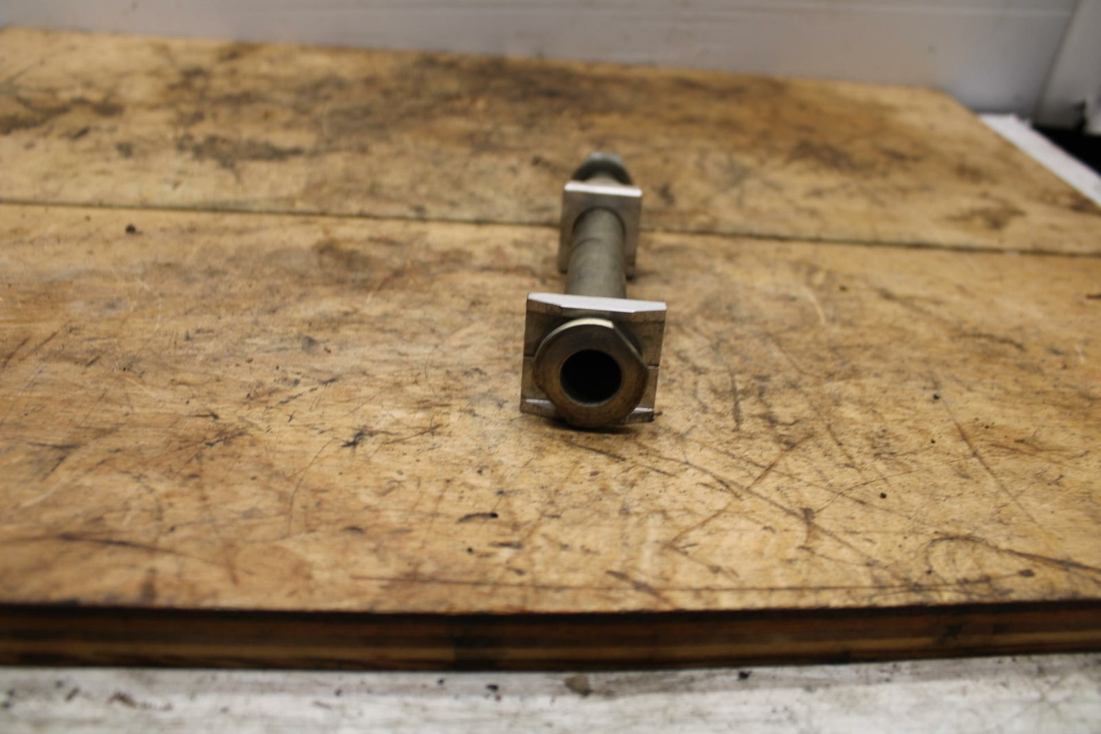 13-18 KAWASAKI NINJA ZX6R REAR AXLE BACK WHEEL RIM PIVOT BOLT AXEL BB342