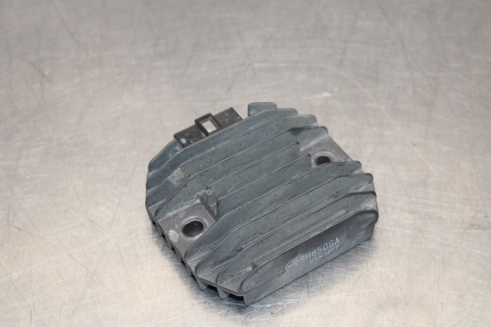 08-18 KAWASAKI KLR650 RECTIFIER VOLTAGE REGULATOR BB183