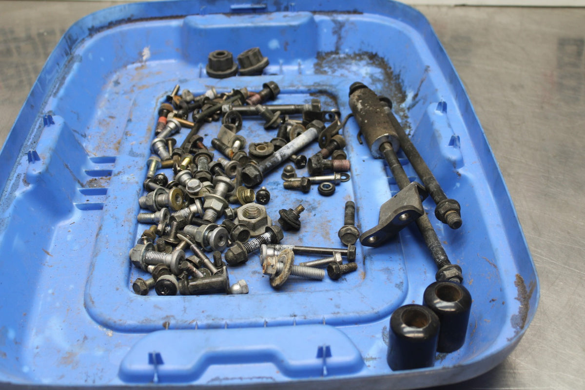 98 KAWASAKI NINJA ZX6 MOUNTING BOLTS HARDWARE SCREWS BB870