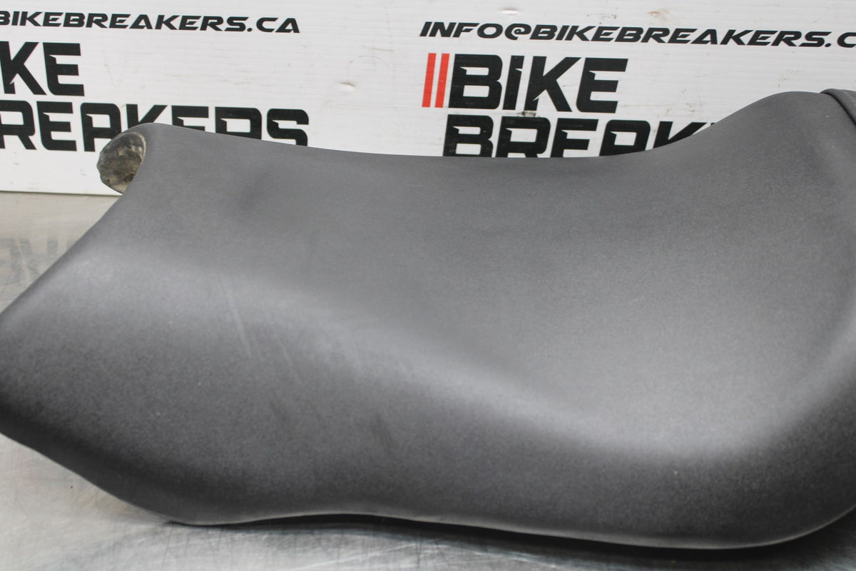 98-05 HONDA SUPER HAWK 1000 VTR1000F FRONT REAR SEAT SADDLE BB821