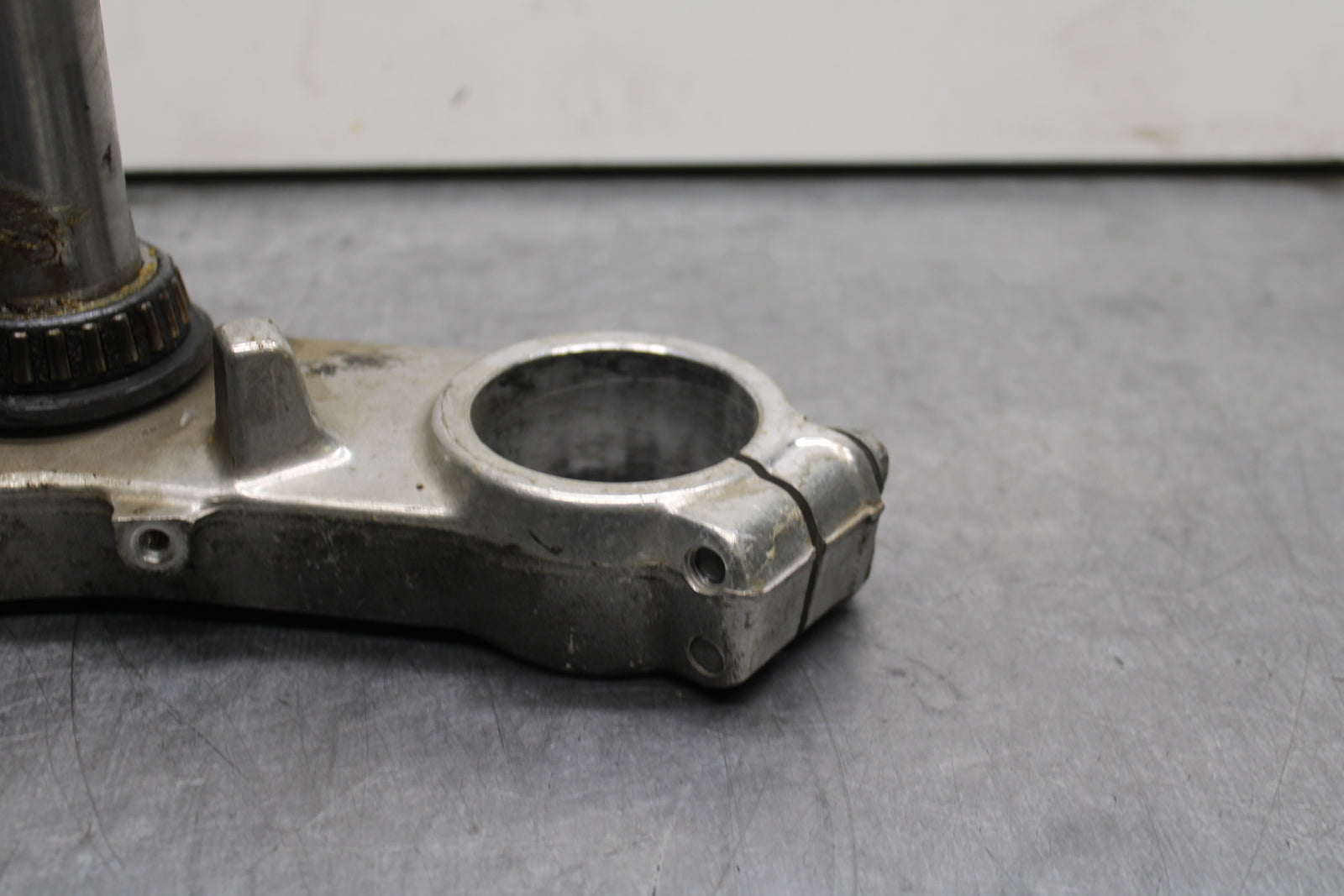 93-94 KAWASAKI NINJA ZX7R FRONT FORKS CLAMP LOWER TRIPLE TREE STEM BB124