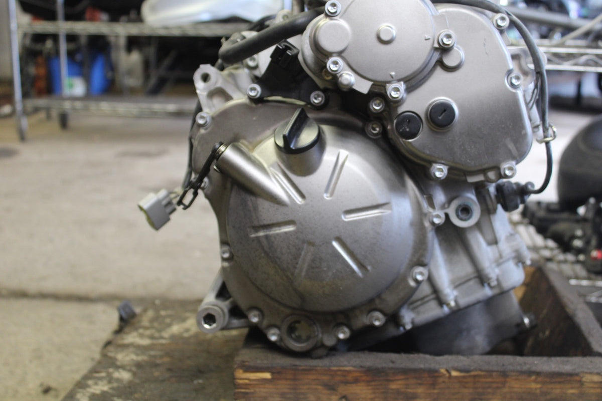 13-18 KAWASAKI NINJA ZX6R ENGINE MOTOR BB908