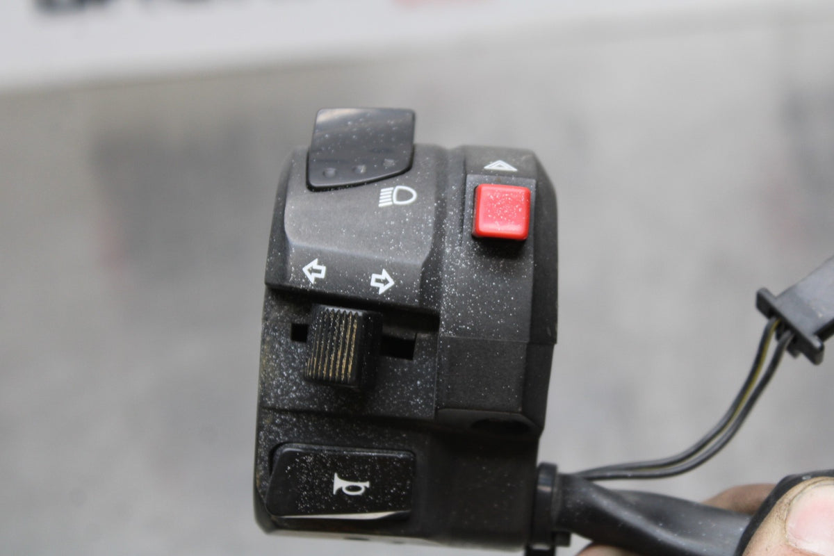 10 SUZUKI SV650 LEFT CLIP ON HANDLE HORN SIGNALS SWITCH SWITCHES BB181