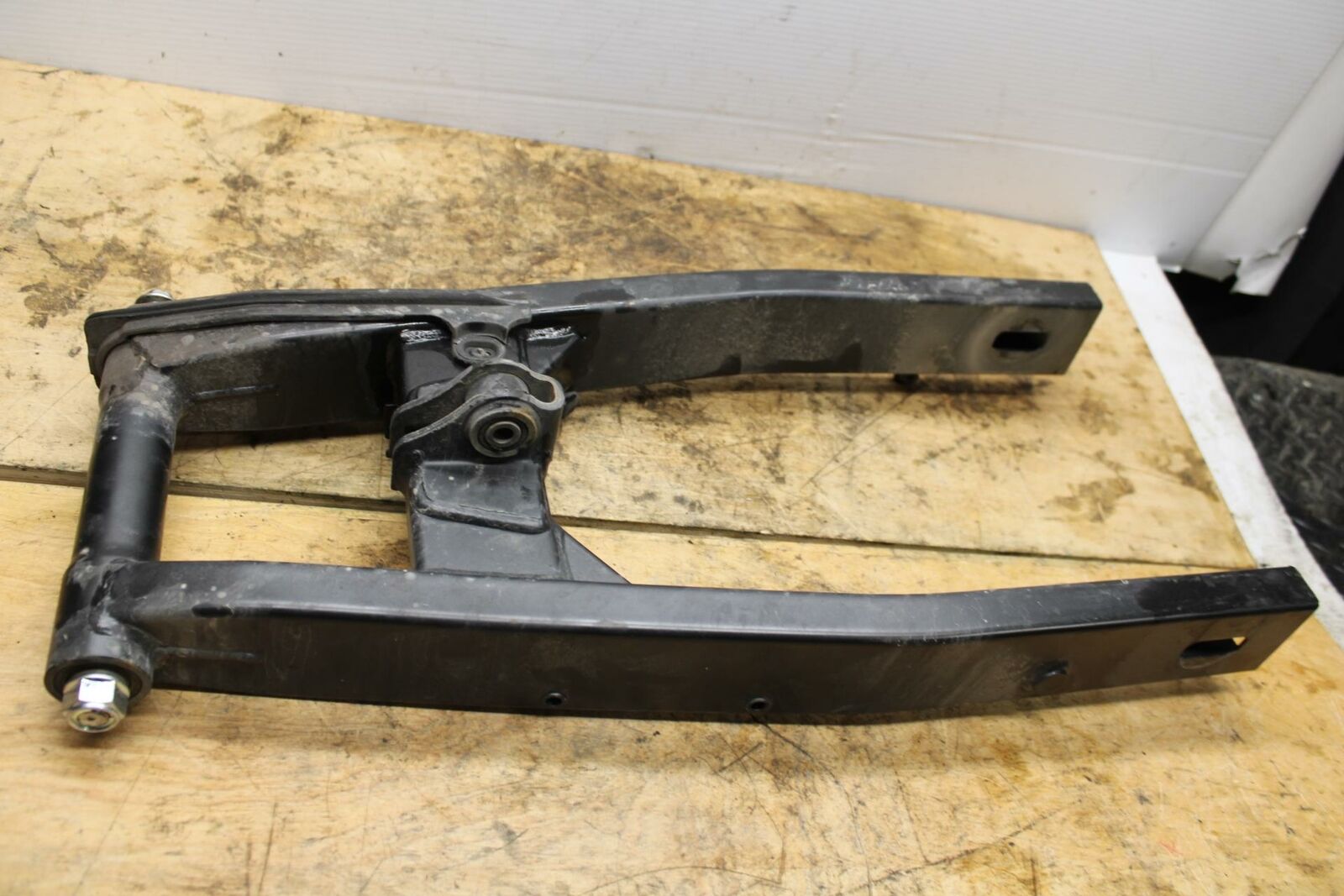 16-18 HONDA CBR500R REAR SWINGARM BACK SUSPENSION SWING ARM BB345