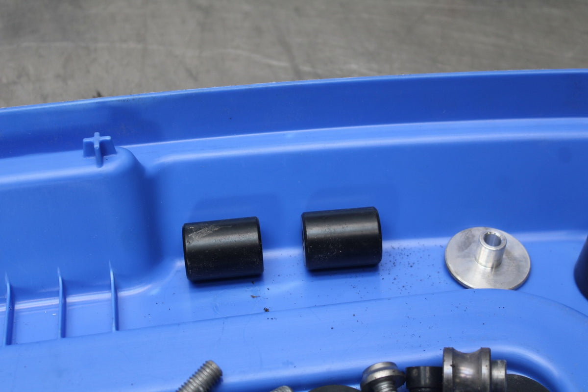 20-23 BMW F900R MOUNTING BOLTS HARDWARE SCREWS BB923